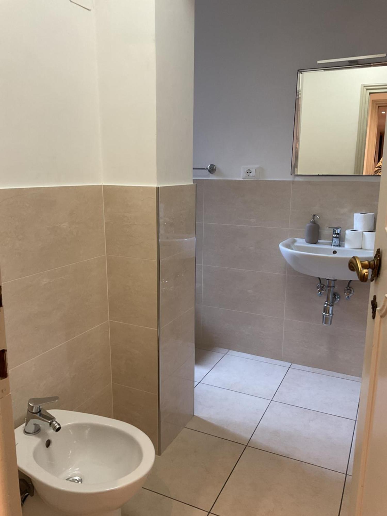 Apostoli IX Apartment ฟลอเรนซ์ ภายนอก รูปภาพ